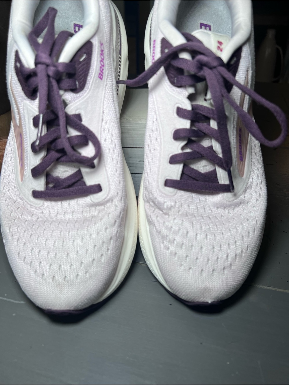 Brooks Women's Lavender Adrenaline Running Shoes Size 9 - Picture 4 of 10